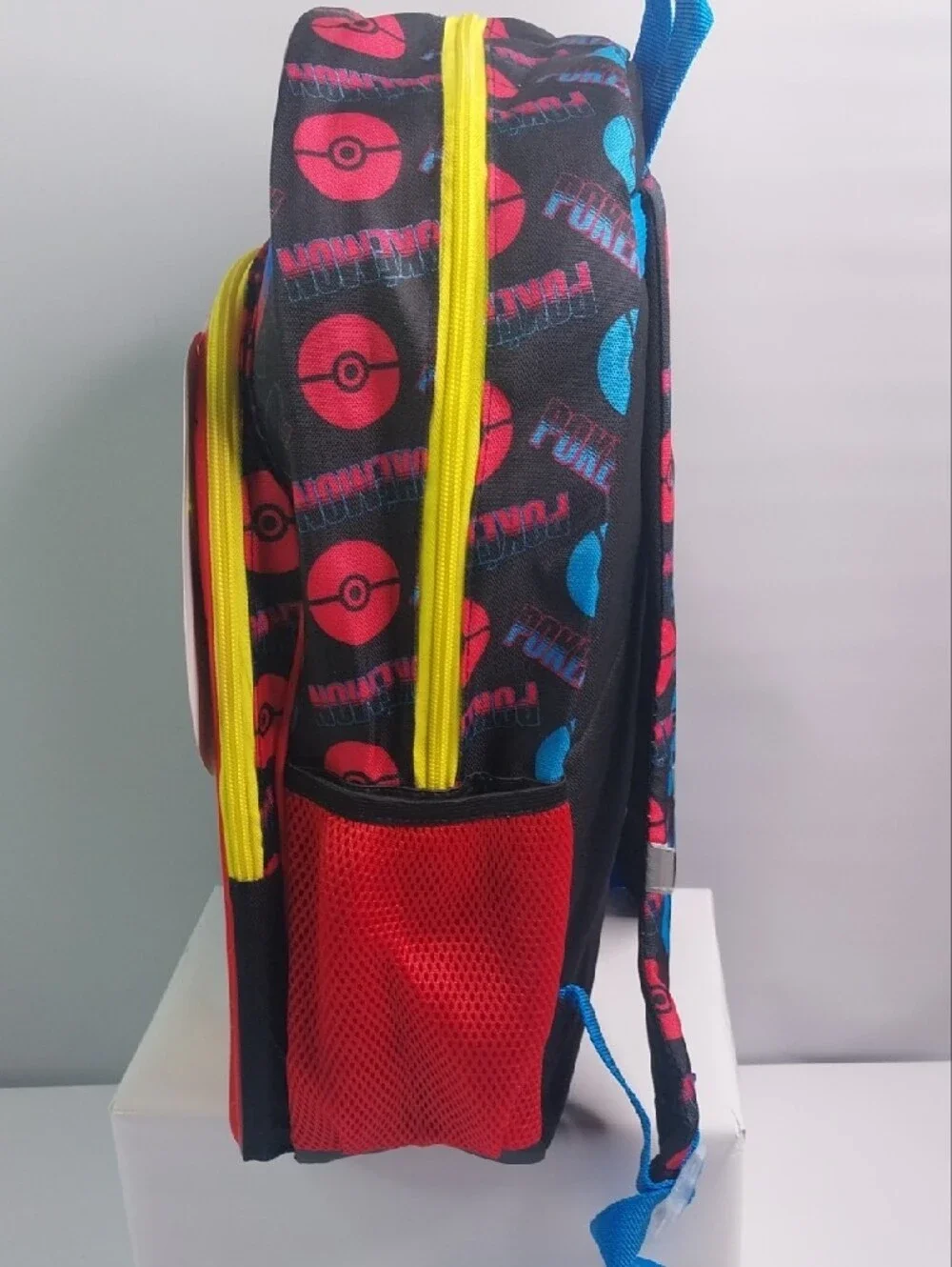 Poke'mon Kids Backpack With Flashing Lights - Yellow/Blue/Red